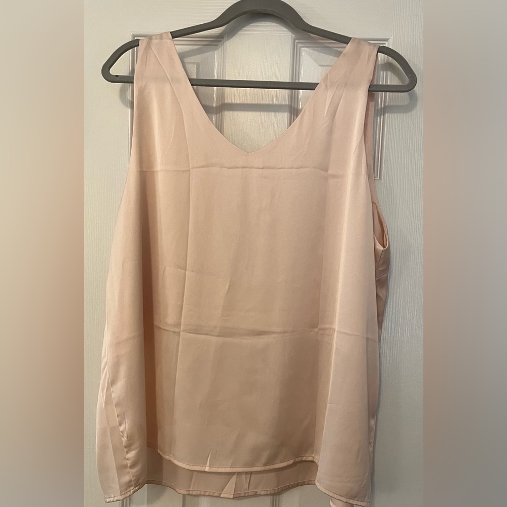 NWT-Sleeveless Tank Top